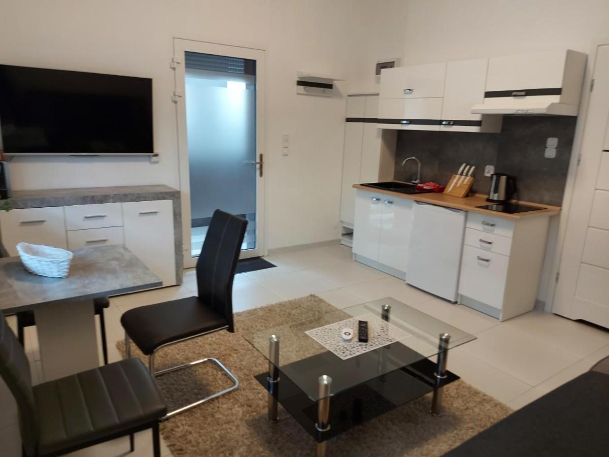 Nowy Apartament Jednopokojowy Z Lazienka 斯维诺乌伊希切 外观 照片